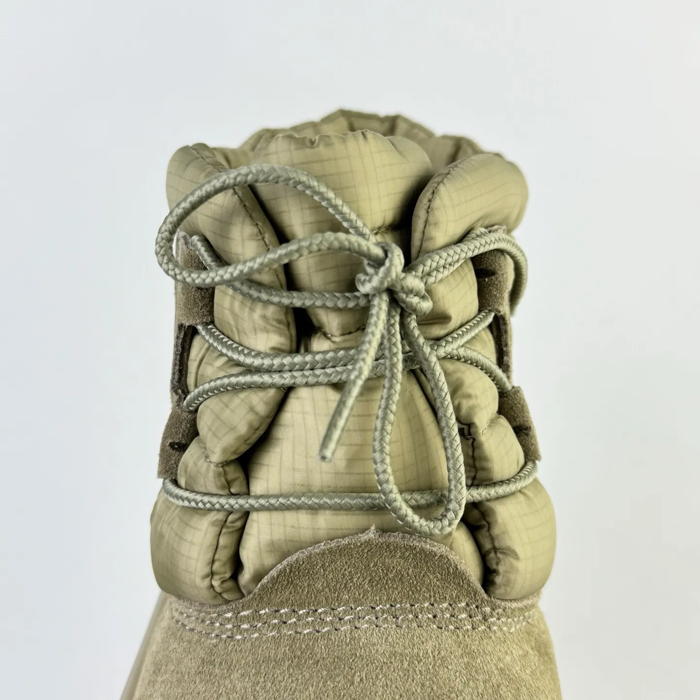 Pick up locally 💰760 Core recommendation Good price Size correction Men's and women's shoes UGG Mini Lace-Up Weather dual-purpose detachable winter neutral snow boots 1120849 Overseas shopping high-end retail version Combination midsole is lightweight and non-slip Real sheep fur integrated Size: 35 36 37 38 39 40 41 42 43 44 45 46